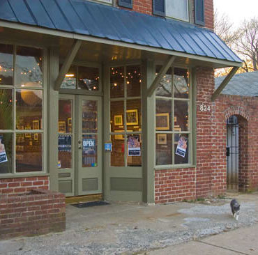 Creature Gallery, featuring the wildlife photography of Hal Brindley in Charlottesville, Virginia